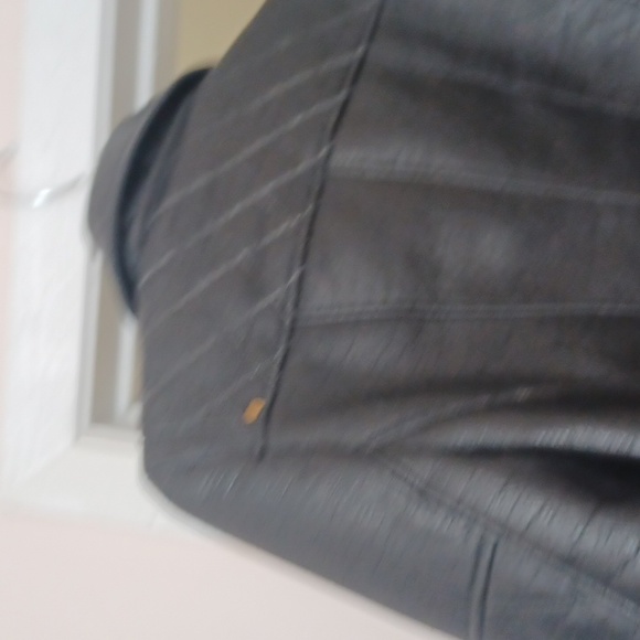 GUESS leather jacket - Picture 4 of 7